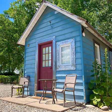Violet Cottage At Zenzen Gardens Paonia Exterior photo